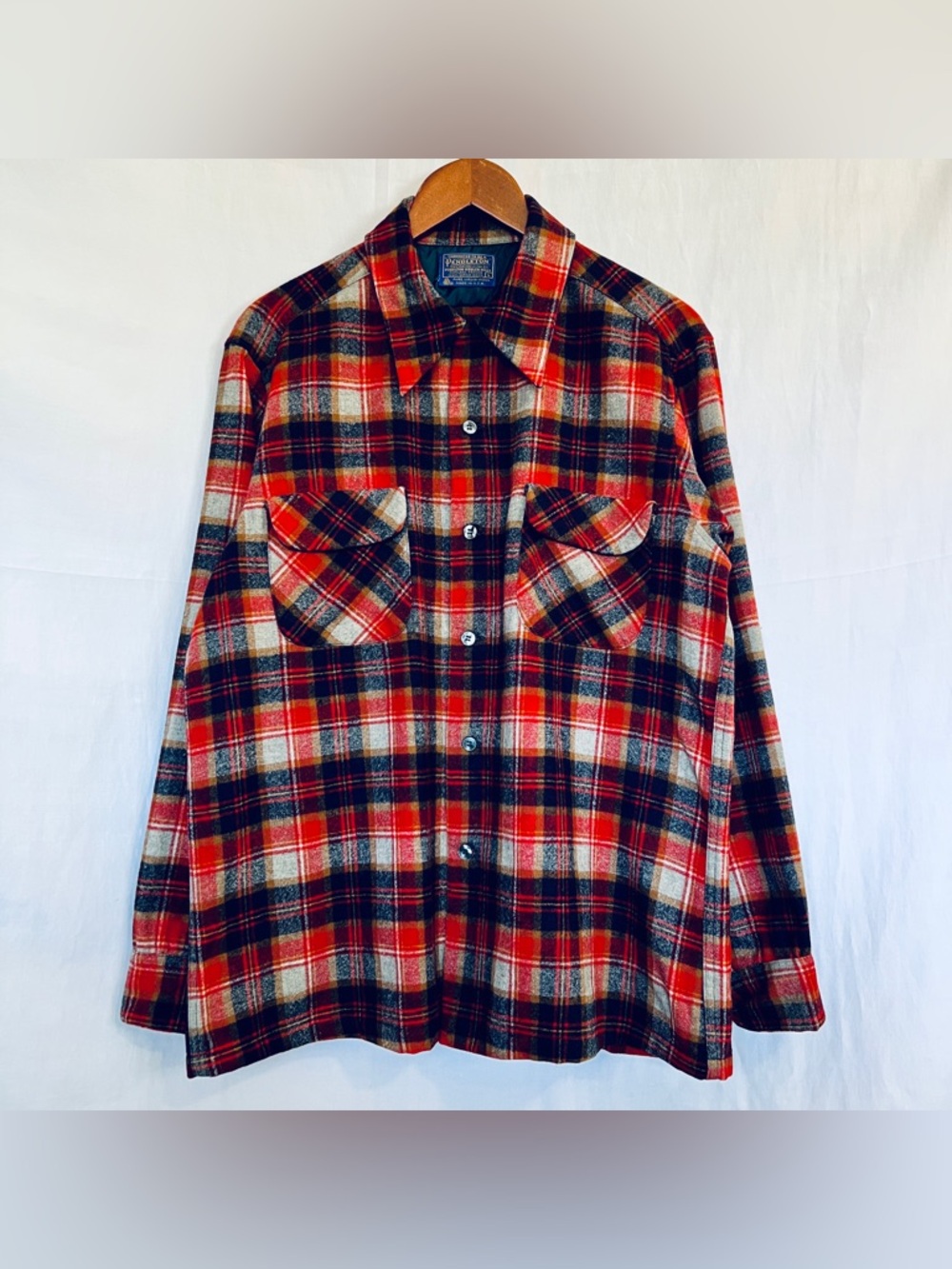 Vintage 1970s Pendleton Board Shirt Made In The USA 100% Pure Virgin Wool - L